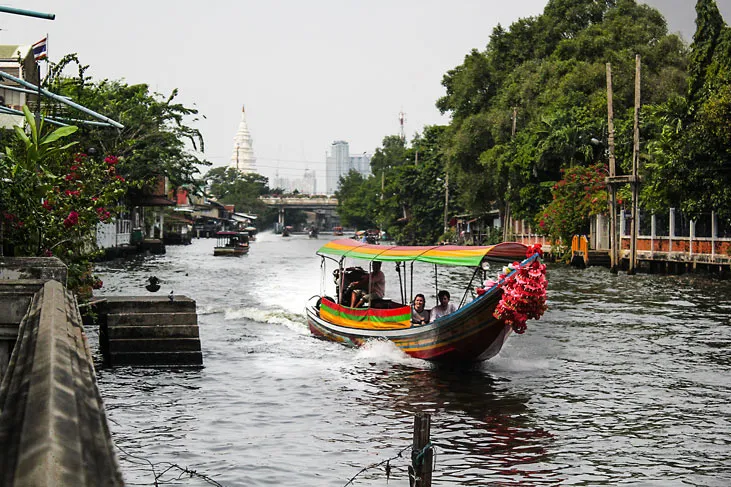 Long-tail boat ride that will be a highlight of your Bangkok trip
